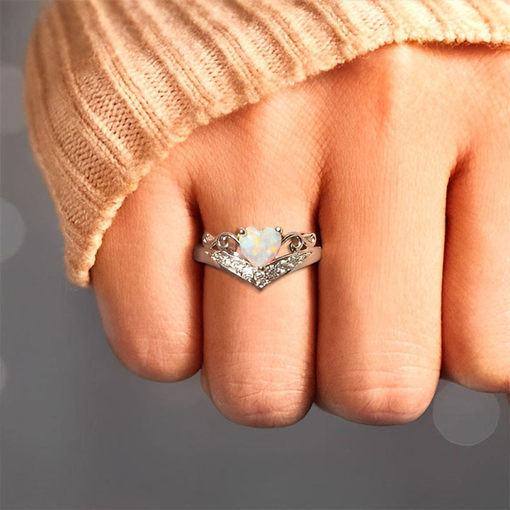 Anello Olivenorma "Peace of Mind" con corona di cuore in opale 