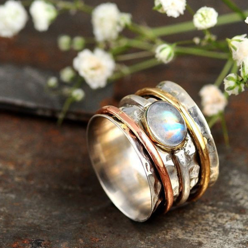 Anello portafortuna in pietra di luna Olivenorma