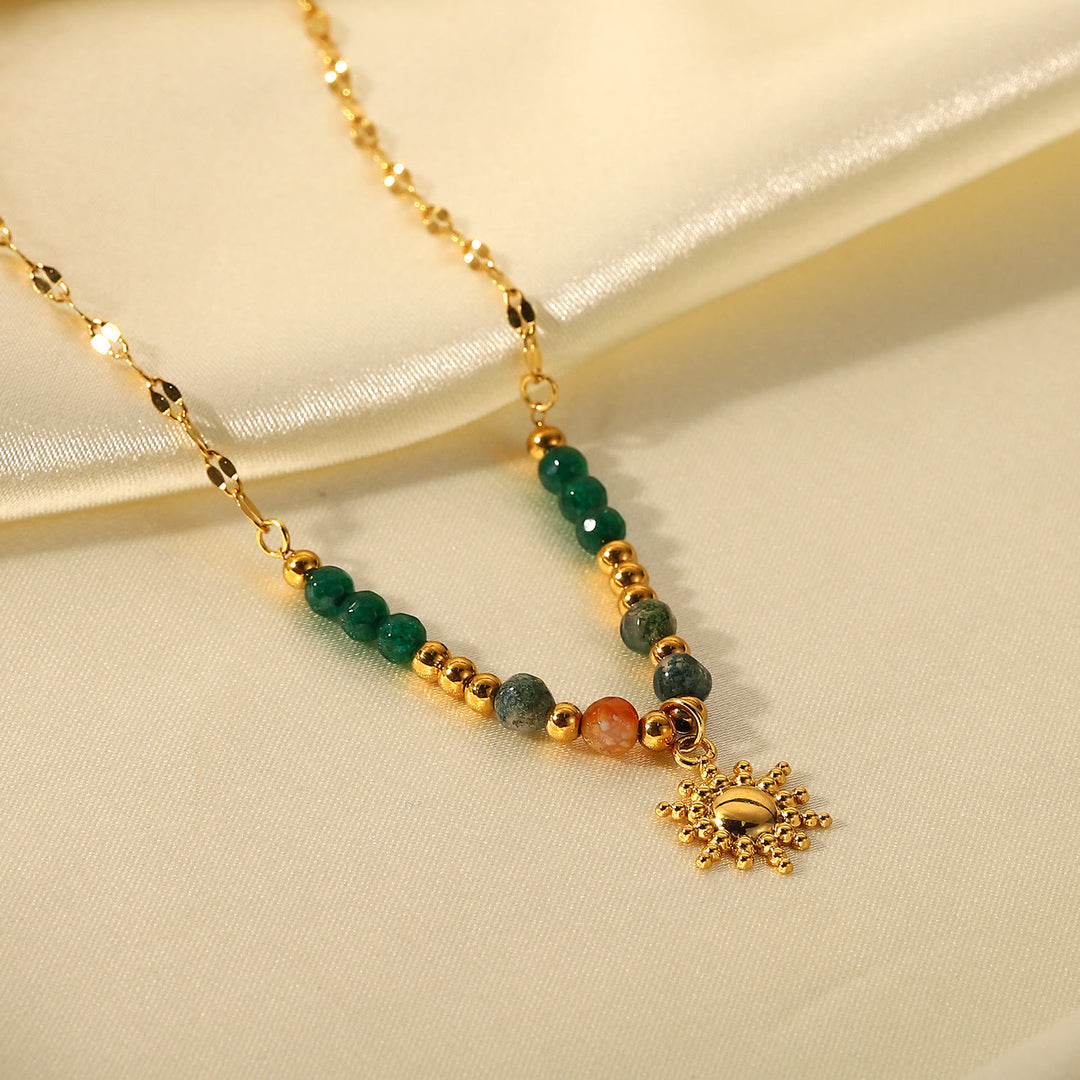 Collana con ciondolo in pietra del sole con labradorite e smeraldo Olivenorma