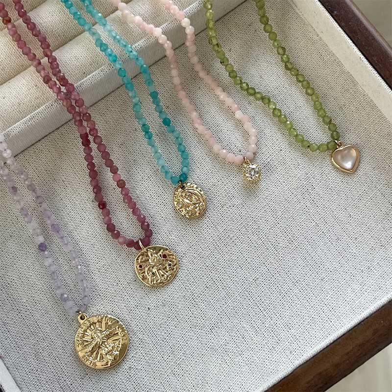 Collana con ciondolo in metallo con cristallo naturale Olivenorma