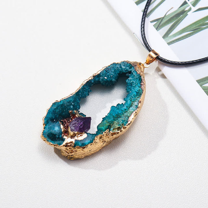 Collana di roccia geode di cristallo naturale