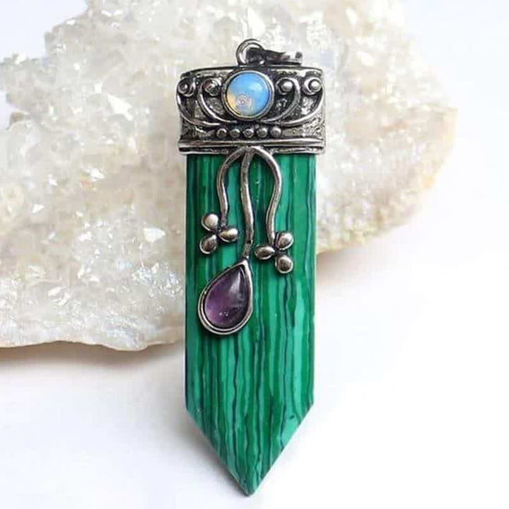 Collana in pietra naturale con protezione della dea Olivenorma 