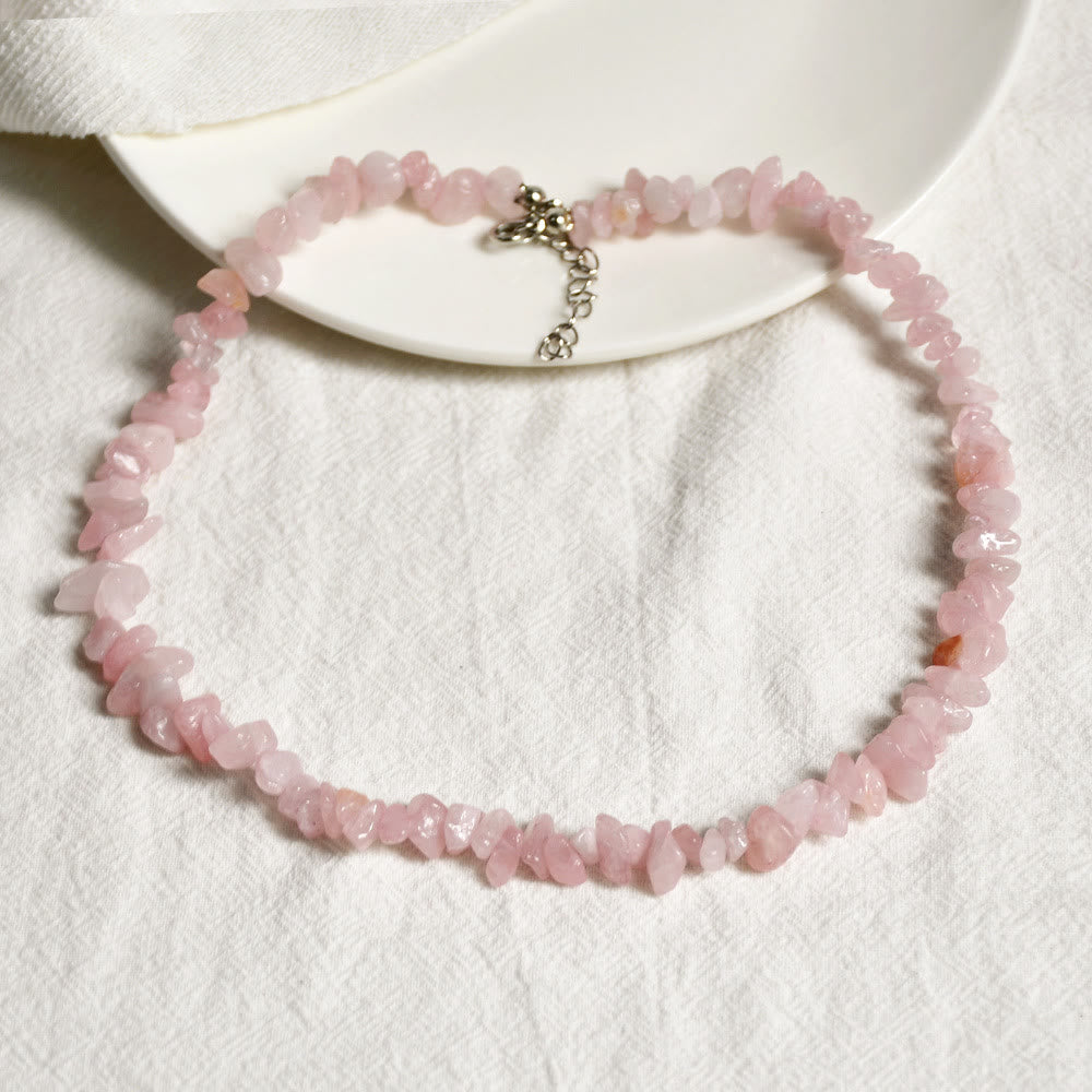 Collana con pietra di cristallo lucidata di forma irregolare Olivenorma