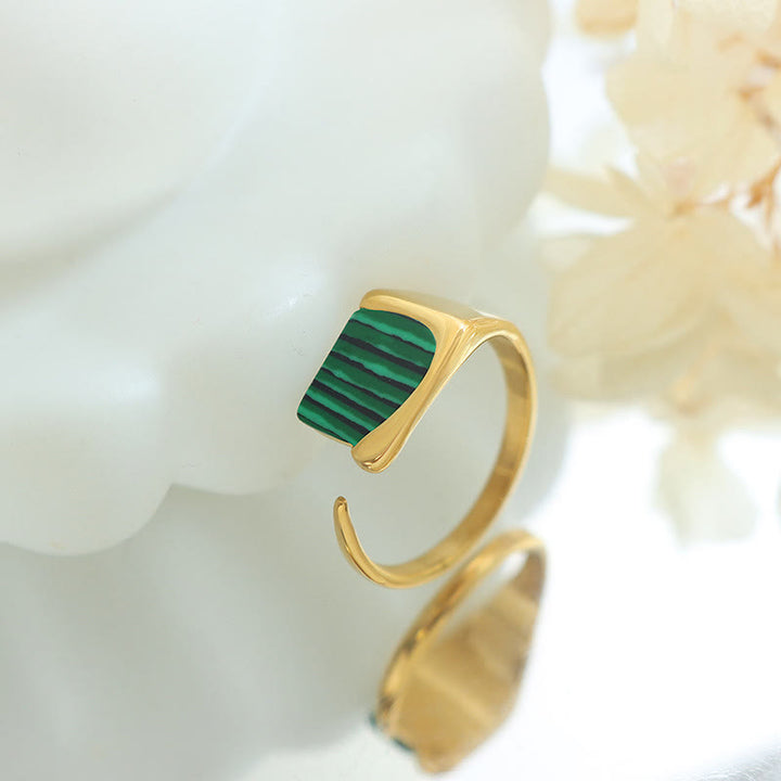 Anello con pietra preziosa di malachite Olivenorma