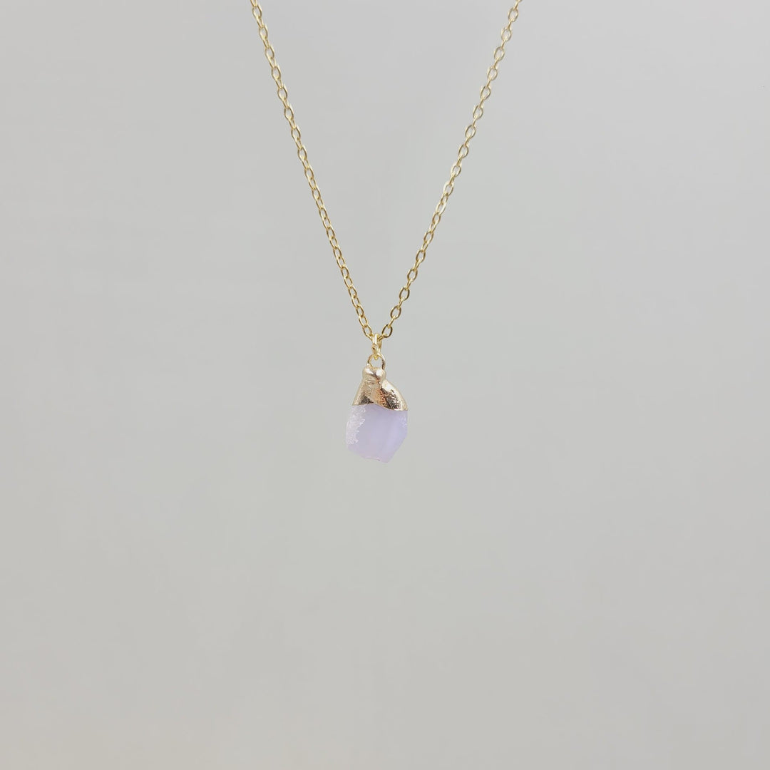 Collana con pietra preziosa grezza di cristallo irregolare Olivenorma 