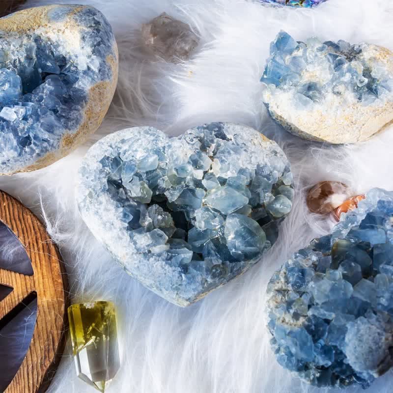 Decorazione in pietra preziosa di roccia geode di cianite naturale Olivenorma