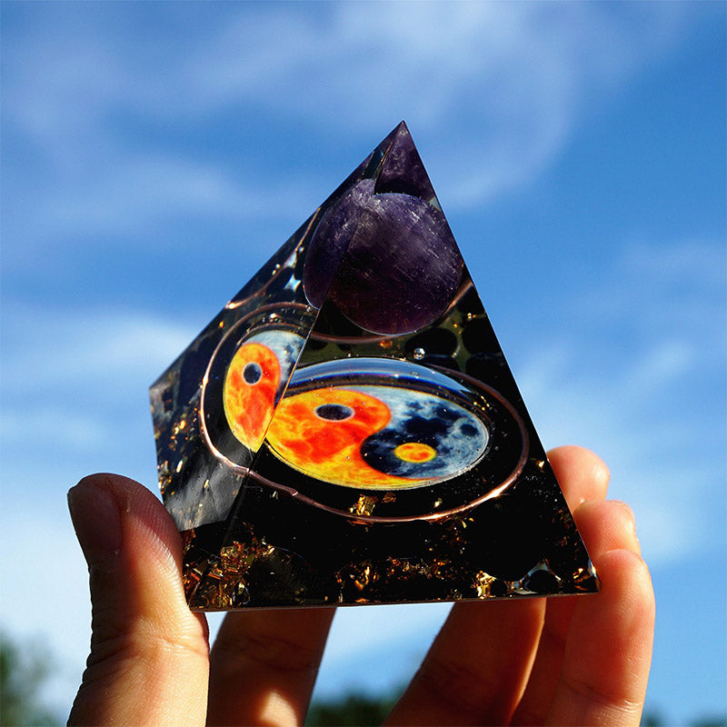 Olivenorma Ametista Yin Yang Serie Piramide Orgonica Bilanciata 