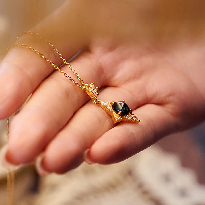 Olivenorma"Eternal Bliss" - Collana con topazio blu naturale di Londra 