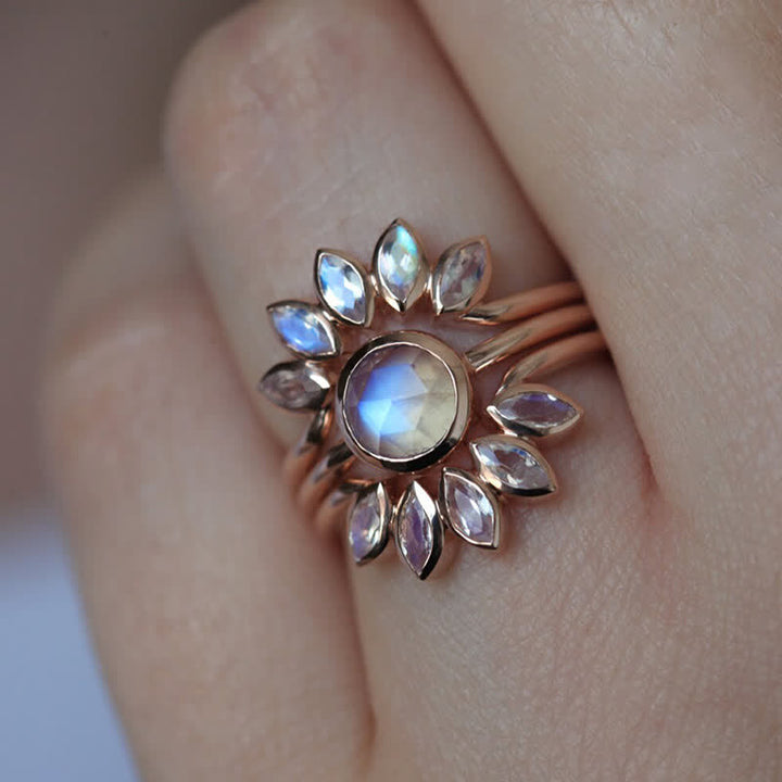 Olivenorma "Tide Goddess" - Anello in 3 pezzi con pietra di luna e fiore di sole
