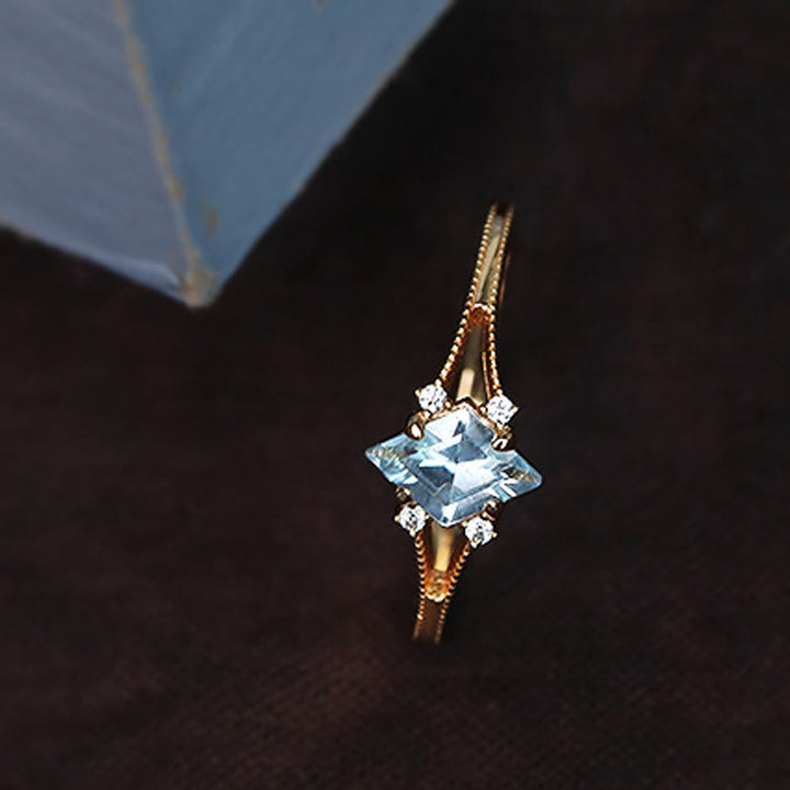 Anello Olivenorma con acquamarina, zircone bianco e diamanti
