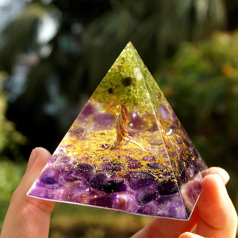 Olivenorma Peridot con Ametista Albero della Vita Piramide Orgonica