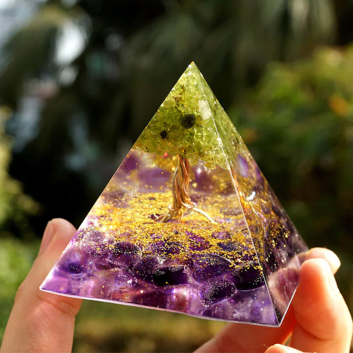 Olivenorma Peridot con Ametista Albero della Vita Piramide Orgonica