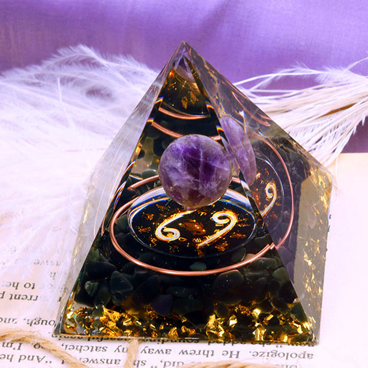 Sfera di ametista Olivenorma con piramide di orgone dello zodiaco Cancro in ossidiana
