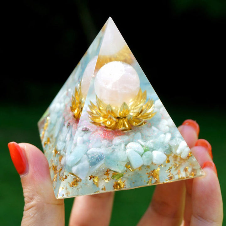 Olivenorma Acquamarina Quarzo Rosa Simbolo Loto Piramide Orgonica