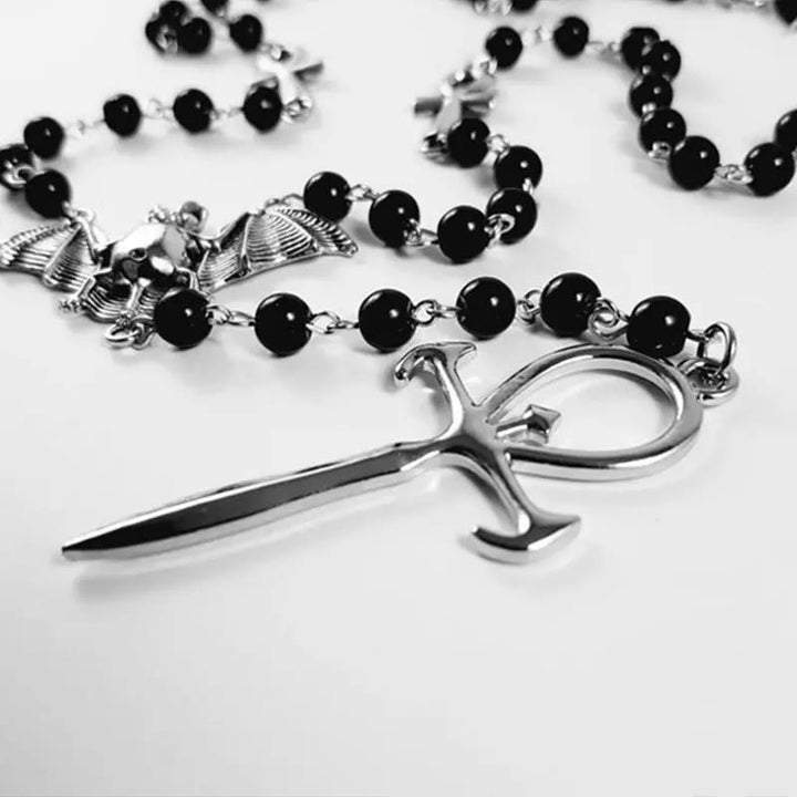 Collana con rosario e croce pipistrello "Vampiro misterioso" Olivenorma