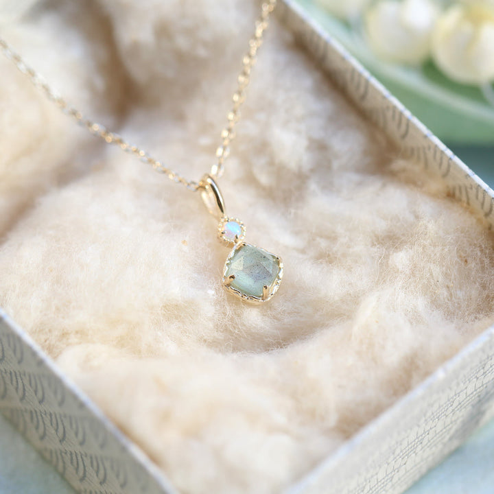 Collana con anello in pietra quadrata di labradorite naturale Olivenorma 