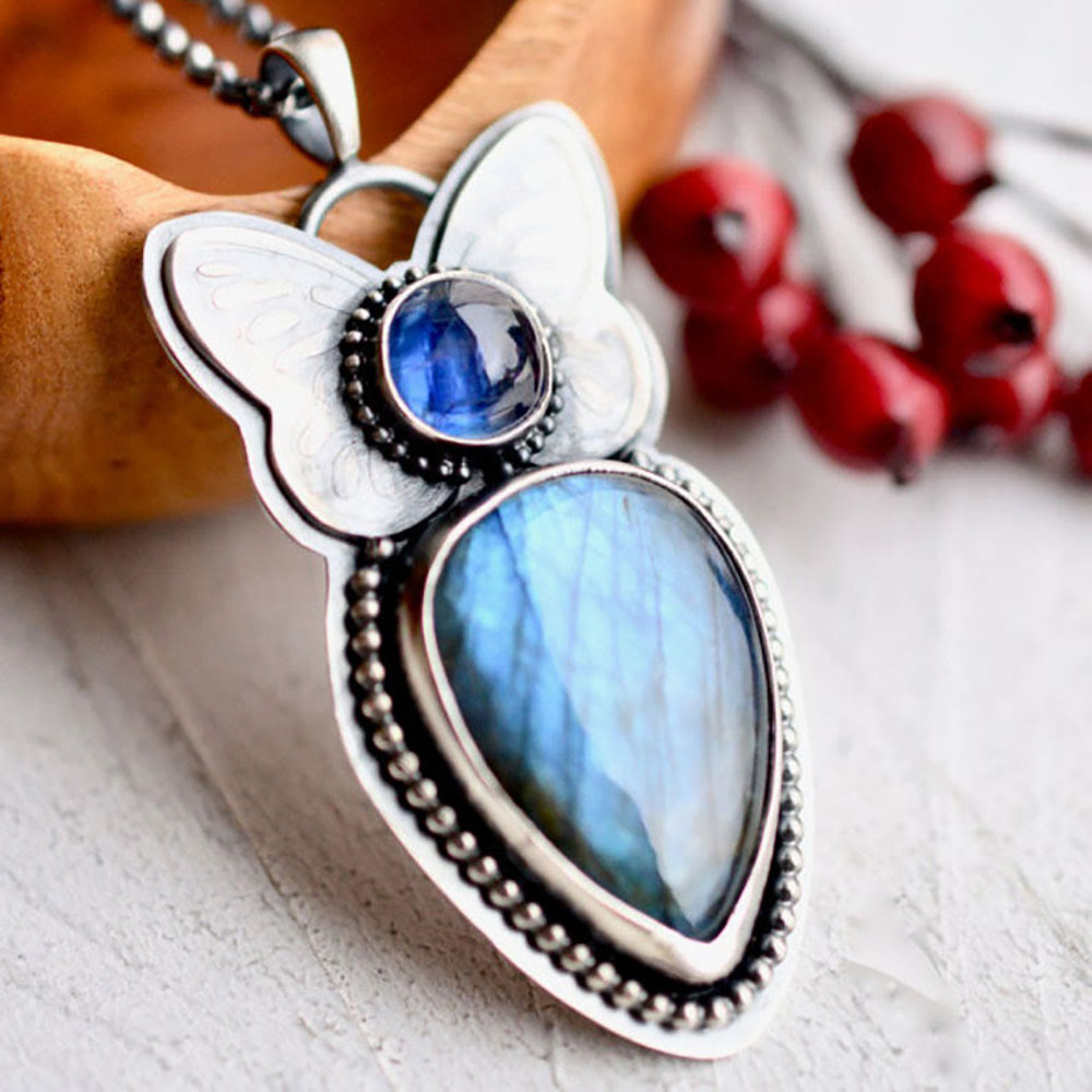 Ciondolo in labradorite con motivo a farfalla Olivenorma 