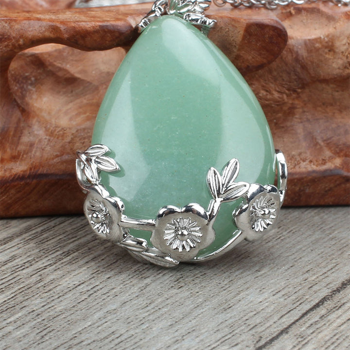 Collana con goccia d'acqua in pietra naturale e prugna