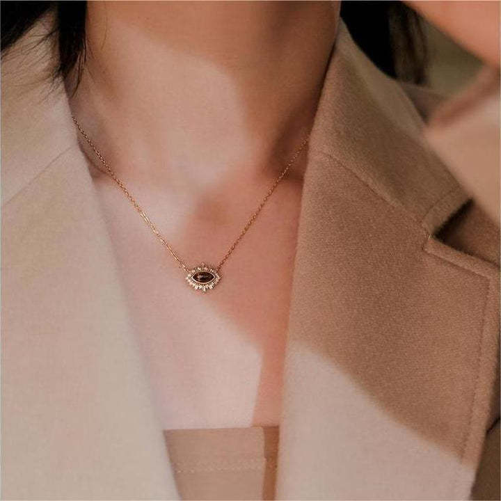 Collana con clavicola in stile palazzo in occhio di tigre naturale Olivenorma