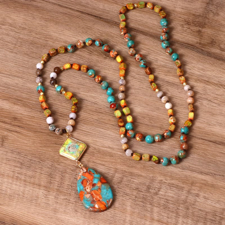 Collana Mala Olivenorma in turchese ostrica a forma di goccia naturale