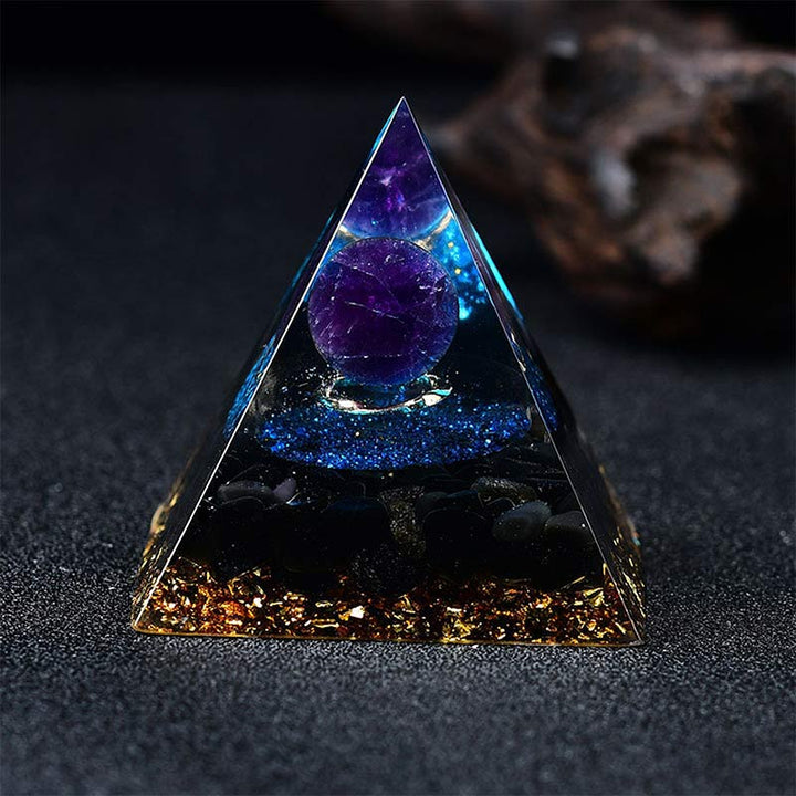 Sfera di ametista Olivenorma con piramide di quarzo blu Reki Orgone 