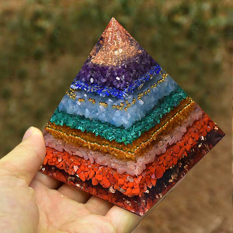 Olivenorma Piramide Orgonica Naturale per l'Equilibrio dei Chakra