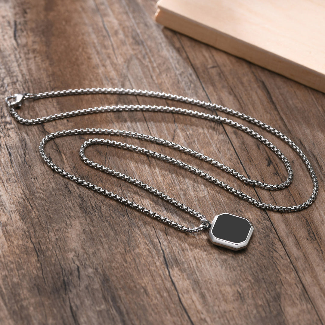 Olivenorma Collana con ciondolo quadrato da uomo con catena lunga per maglione 