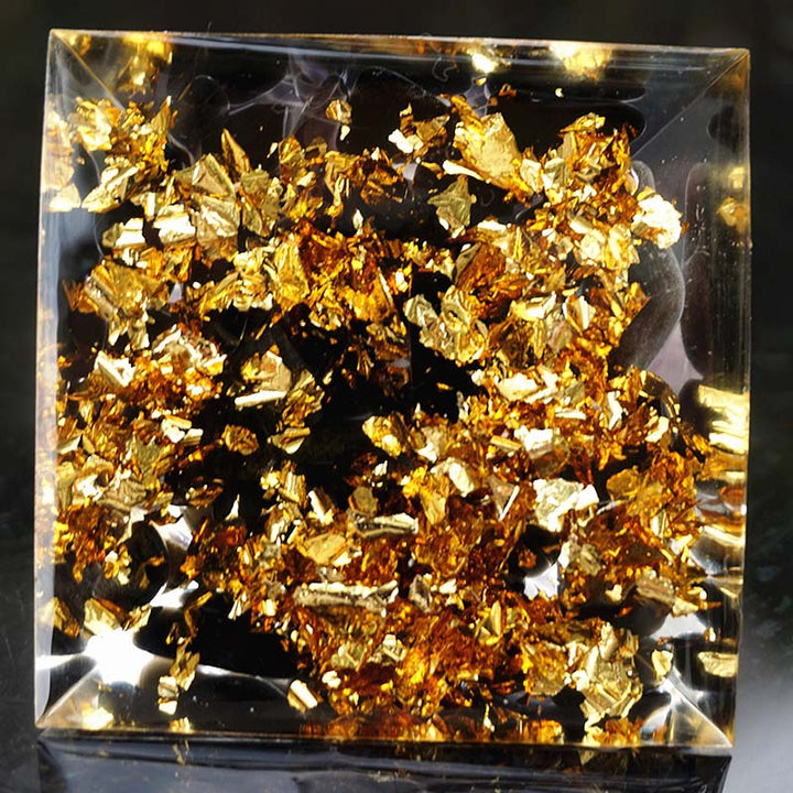 Olivenorma Ametista naturale con ossidiana Simbolo OM Piramide Orgonica