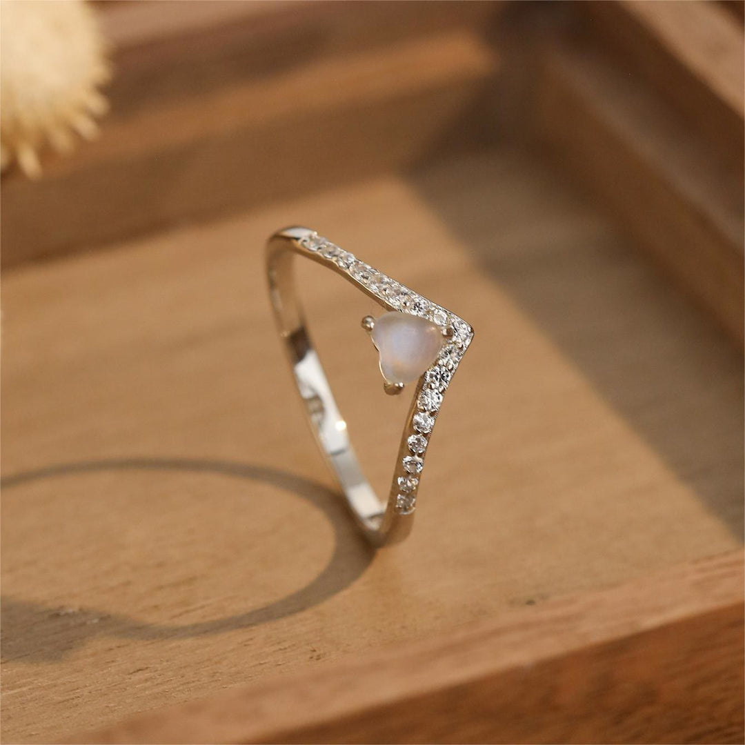 Anello con pietra di luna a forma di cuore Olivenorma 