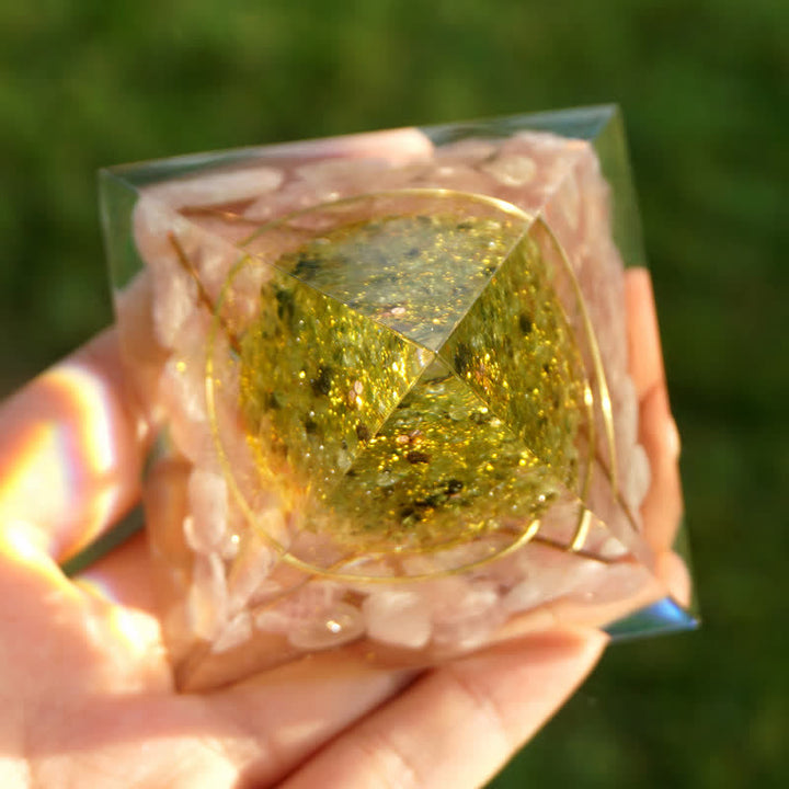 Olivenorma Quarzo Rosa Peridoto Albero della Vita Piramide Orgonica