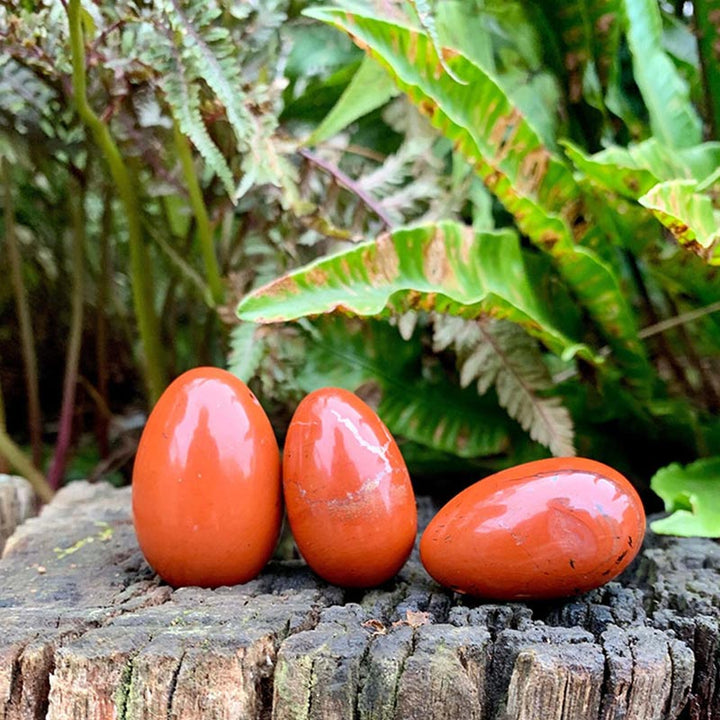 Uovo di cristallo di fuoco spirito diaspro rosso pasquale