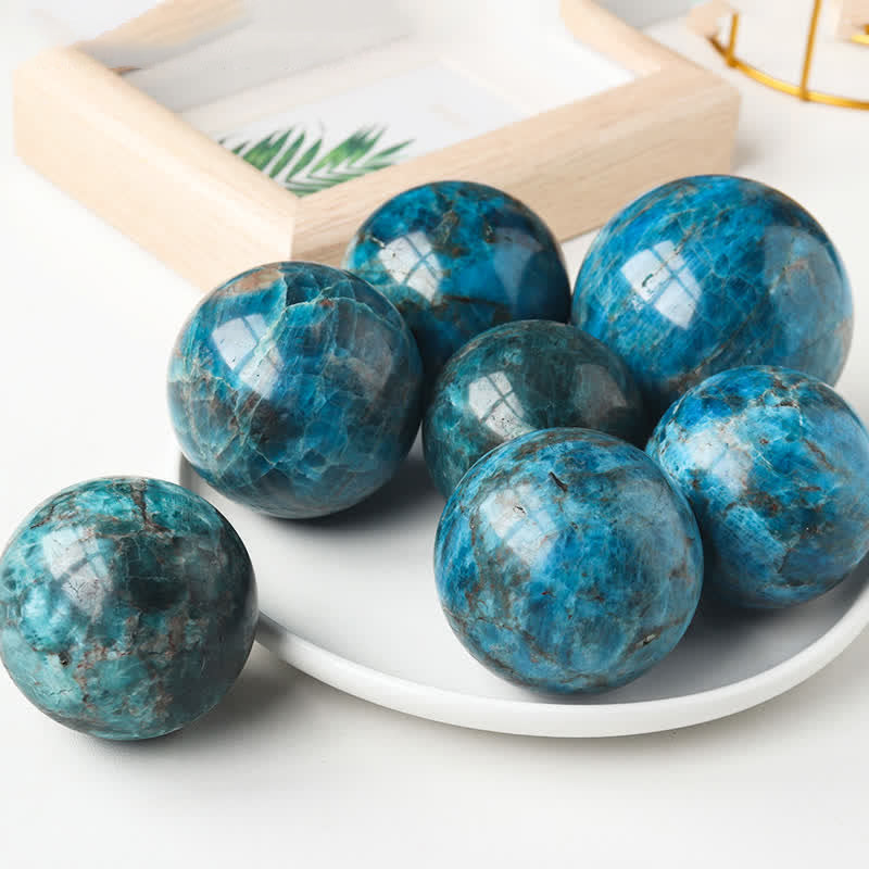 Sfera di cristallo di forza di apatite blu - Circa 7-7,5 cm - image 0