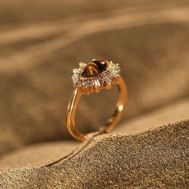 Anello vintage in oro 18 carati con occhio di tigre naturale Olivenorma 