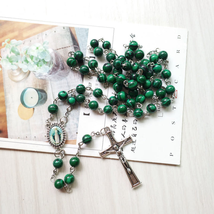 Collana con ciondolo a croce rosario in malachite Olivenorma da 6 cm 
