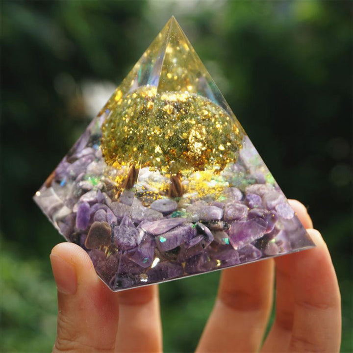 Olivenorma Albero della vita Peridoto con piramide di orgone Charoite