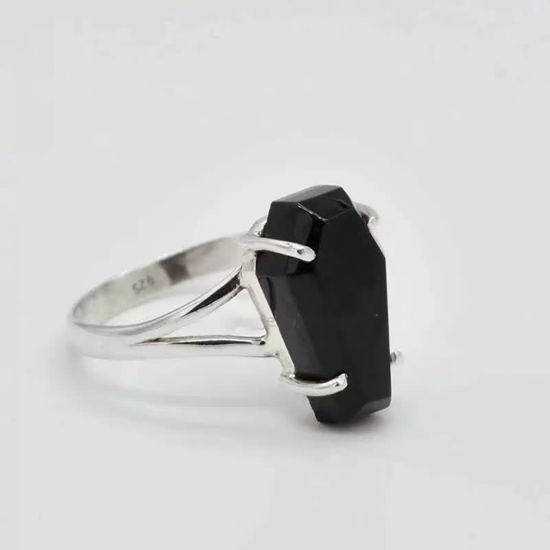 Anello a bara in onice nero Olivenorma