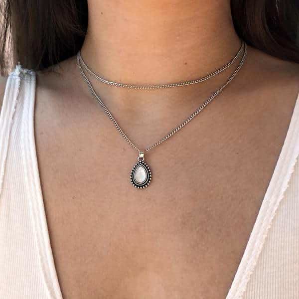 Collana girocollo doppia con pietra di luna a forma di goccia Olivenorma