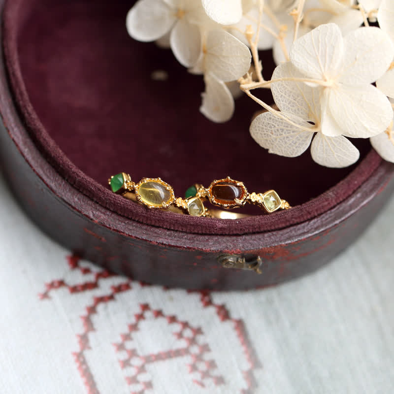 Anello Olivenorma Retro con pietra preziosa in ambra delicata