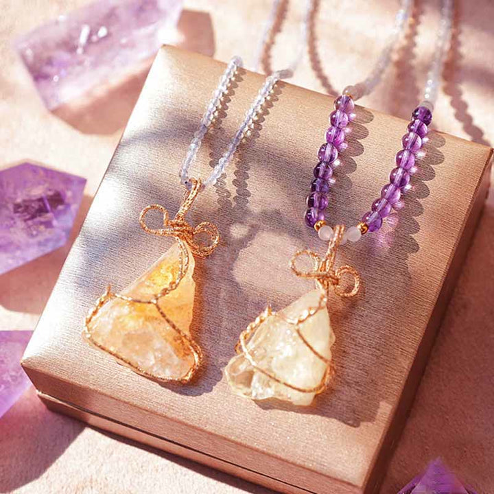 Collana con ciondolo fatto a mano in cristallo grezzo naturale Olivenorma 