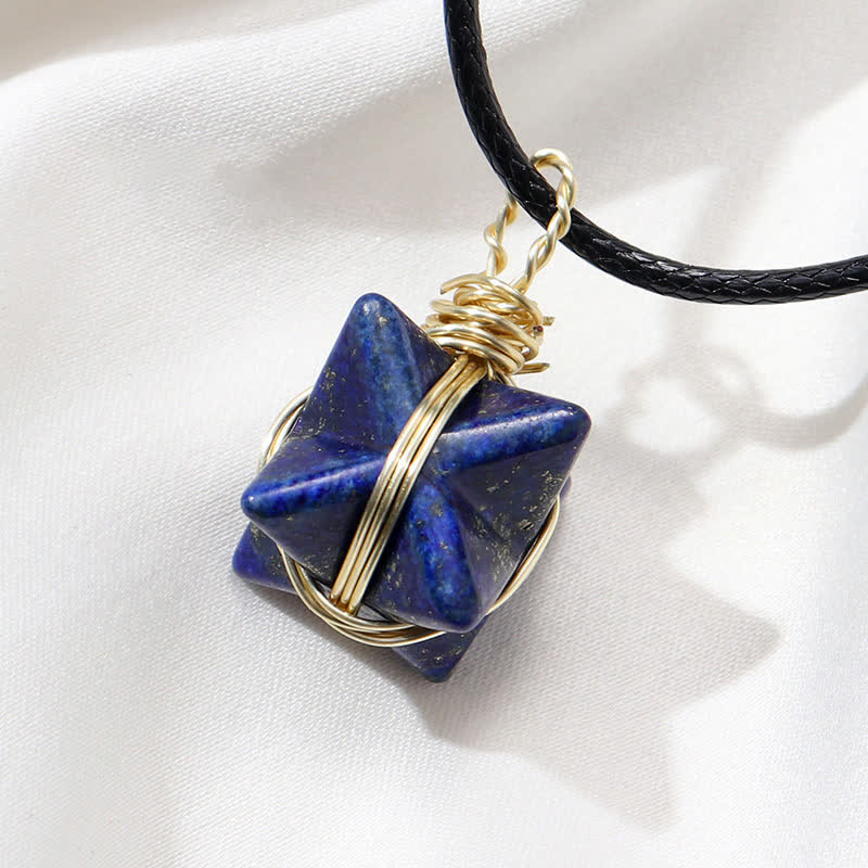DIVINE LIGHT VEHICLE - Collana Merkaba di cristallo