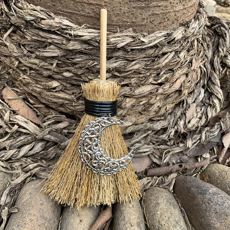 Olivenorma Mini scopa fatta a mano in cristallo ornamentale