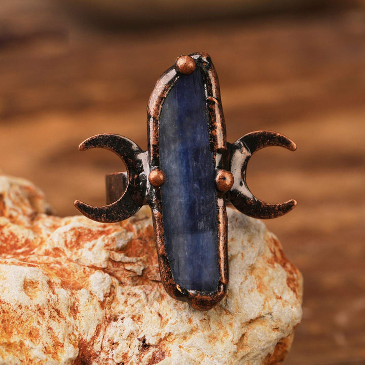 Anello regolabile con doppia luna curativa in cianite Olivenorma