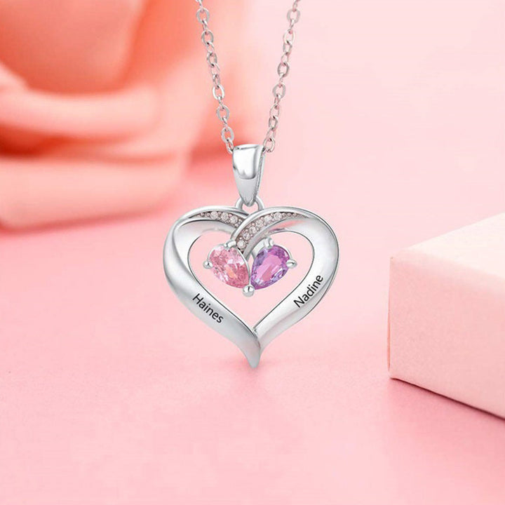 Collana personalizzata e incisa con pietre portafortuna a forma di cuore Olivenorma