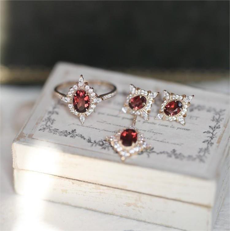 Anello Atmosfera "Miss Rose" in rubino vintage Olivenorma 