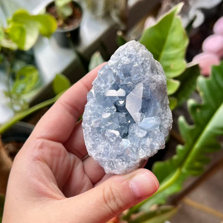 Decorazione con pietra preziosa curativa in geode di cianite naturale Olivenorma