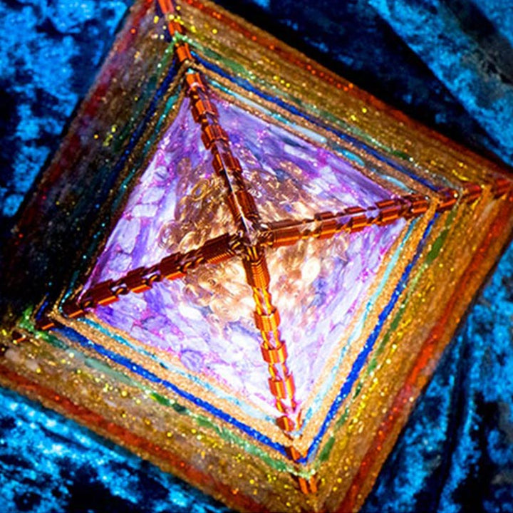 Olivenorma Chakra Albero della Vita Piramide Orgonica