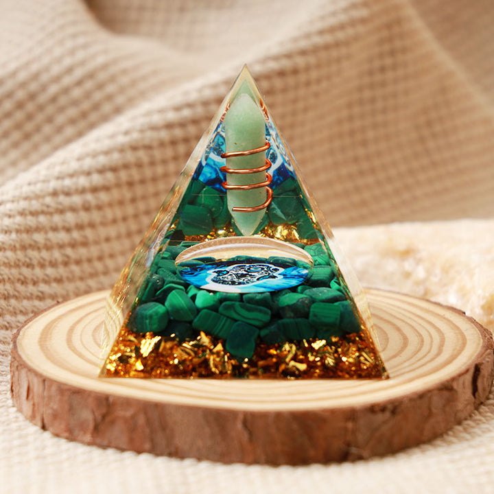 Olivenorma Avventurina Verde con Malachite Hamsa Orgone Piramide