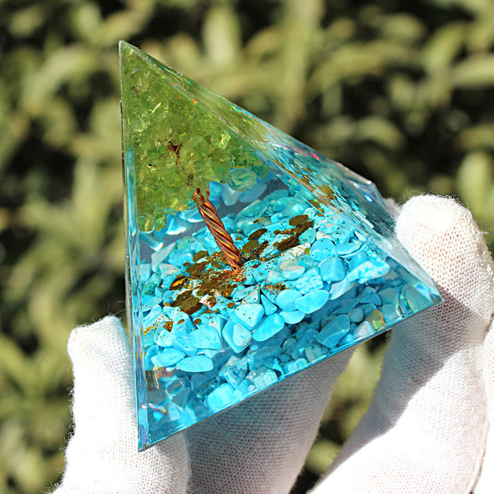 Olivenorma Peridoto Amazzonite Albero della Vita Piramide Orgonica