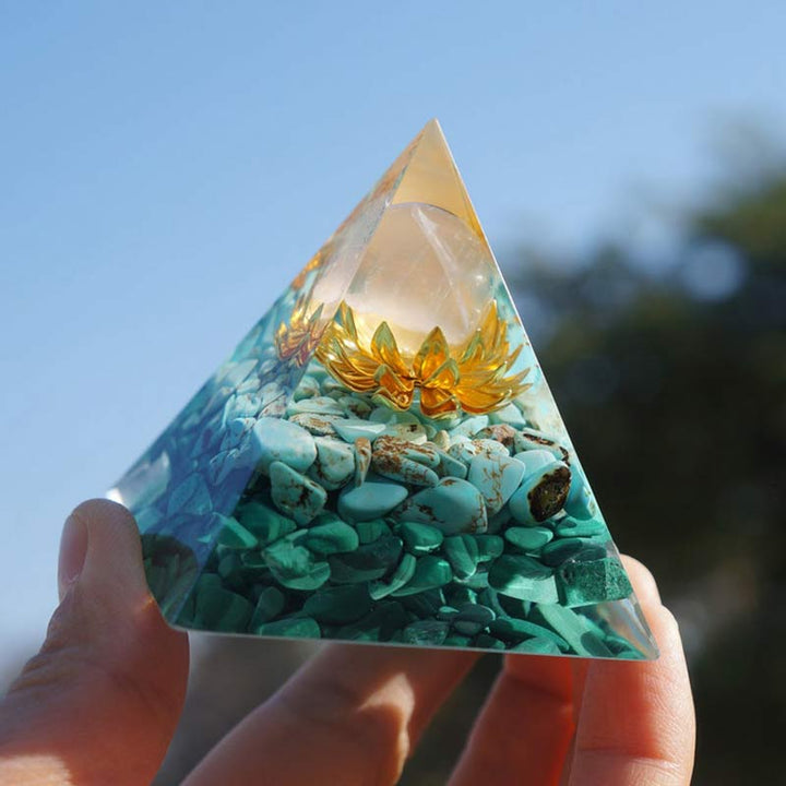 Olivenorma Cristallo Trasparente Turchese Malachite Simbolo Loto Piramide Orgonica