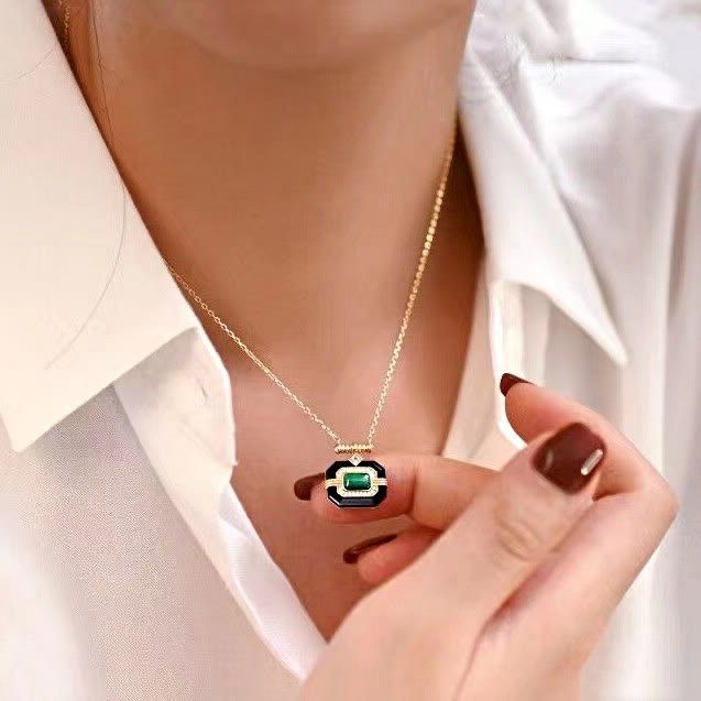 Collana vintage Olivenorma "Oltre l'Oasi" in smeraldo